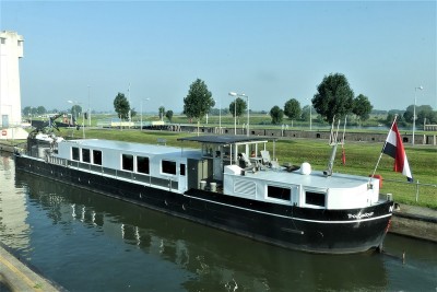 Troubadour-6-18-07-2020-sluis-Lith (2).JPG (189.38 Kio) Vu 1951 fois Troubadour-6-18-07-2020-sluis-Lith (2).JPG