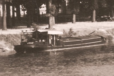 Corbeil-Essonnes (Seine-et-Oise) - Le port sur la Seine (vag) (4) (dét).jpg (208.51 Kio) Vu 4861 fois Corbeil-Essonnes (Seine-et-Oise) - Le port sur la Seine (vag) (4) (dét).jpg