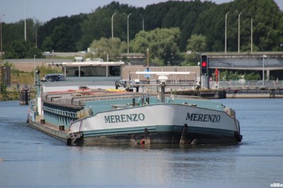 IMG_4585_1.JPG