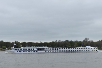 Rembrandt-van-Rijn-1-15-04-2022-Lobith (2).JPG (131.25 Kio) Vu 755 fois Rembrandt-van-Rijn-1-15-04-2022-Lobith (2).JPG