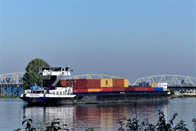 Helena-1-24-08-2022-sluis-Grave (2).JPG