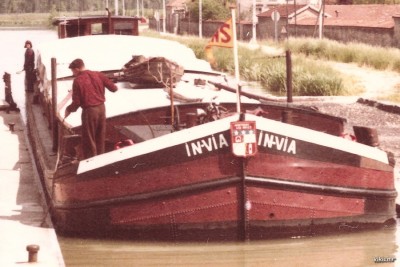 Fains-les-Sources (Meuse) - Canal et écluse (dét 2).jpg