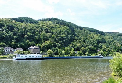 Splendid-4-09-07-2016-Traben-Trarbach (2).JPG (274.59 Kio) Vu 1186 fois Splendid-4-09-07-2016-Traben-Trarbach (2).JPG