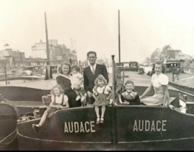 AUDACE à Strasbourg en 1952.jpg