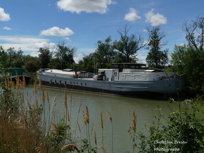 Le Somail Sonana ex Dauphin ar.JPG (248.95 Kio) Vu 993 fois Le Somail Sonana ex Dauphin ar.JPG