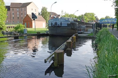 EROS Marquette (2).jpg (231.58 Kio) Vu 3181 fois EROS Marquette (2).jpg