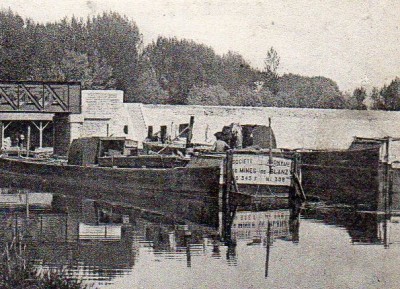 mehun-mines blanzy N°345-extCP-auxenfants-617.jpg (127.87 Kio) Vu 891 fois mehun-mines blanzy N°345-extCP-auxenfants-617.jpg