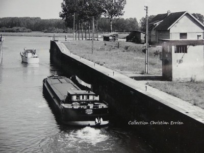 P1050257.JPG (201.42 Kio) Vu 9109 fois P1050257.JPG