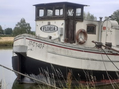 floria (Copier).jpg