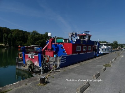 Yonne ex Fabiola Champagne -.JPG (187.08 Kio) Vu 659 fois Yonne ex Fabiola Champagne -.JPG