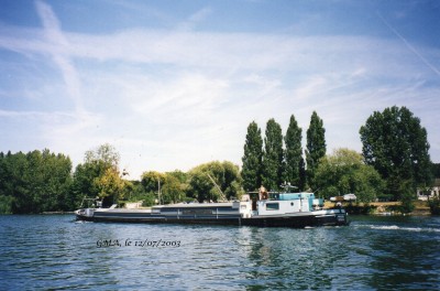 maxima-seine vers Melun-12_07_2003.jpg