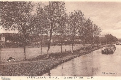 Crévéchamps (M.-et-M.) - Le canal de l'Est.jpg