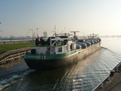 prinsengracht-11-28-03-2011-rene-keuvelaar.jpg (77.83 Kio) Vu 675 fois prinsengracht-11-28-03-2011-rene-keuvelaar.jpg