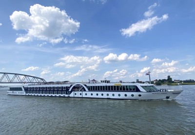 Dutchlargo-3-18-07-2024-Nijmegen.jpg (135.76 Kio) Vu 743 fois Dutchlargo-3-18-07-2024-Nijmegen.jpg