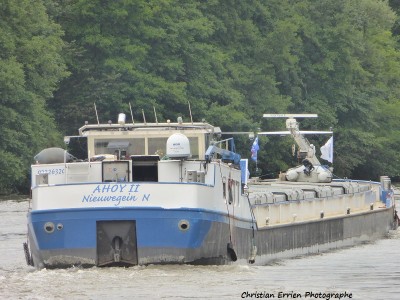 Ahoy II St Mammès.JPG