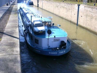 Egbertine-3-2-09-12-2006.JPG