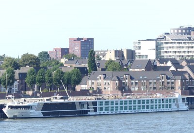 The-Gentleman-1-27-08-2024-Nijmegen.JPG (159.88 Kio) Vu 555 fois The-Gentleman-1-27-08-2024-Nijmegen.JPG