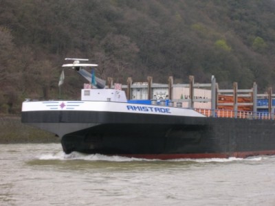pâques 06 sur le rhin 078 [640x480].jpg