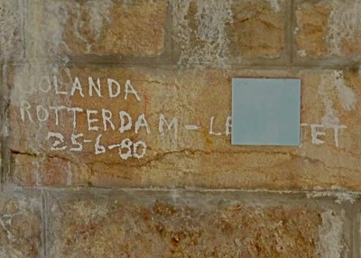 JOLANDA graffiti pont Saint-Thibault (3).jpg