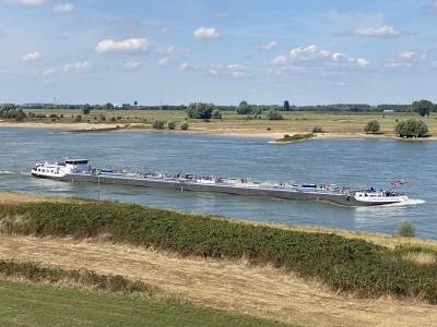 Vierwaldstattersee-06-09-2025-Tiel.jpg (204.97 Kio) Vu 145 fois Vierwaldstattersee-06-09-2025-Tiel.jpg