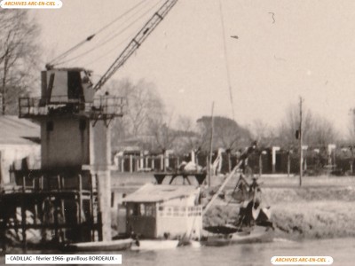 BORDEAUX  Cadillac Vagus 03.jpg