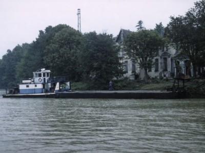 Bordeaux Pousseur 101 ChatGPT.jpg