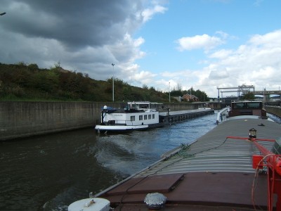 Ecluse de Floriffoux-SanRemo (1).JPG (143.78 Kio) Vu 3422 fois Ecluse de Floriffoux-SanRemo (1).JPG