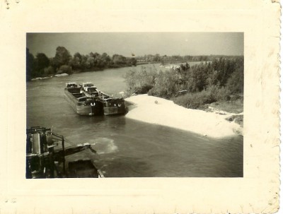 le joyce et le majori en attente pour charger.jpg (130.75 Kio) Vu 807 fois le joyce et le majori en attente pour charger.jpg