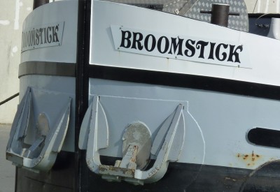 P1000709BROOMSTICK.jpg