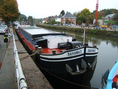 2009_1005Batellerie0119.JPG (208.06 Kio) Vu 1751 fois 2009_1005Batellerie0119.JPG