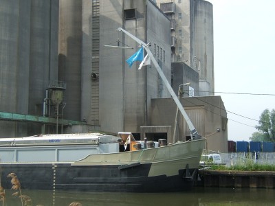 2009_0520x20048.JPG
