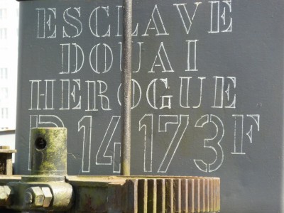 P1020122ESCLAVE.jpg