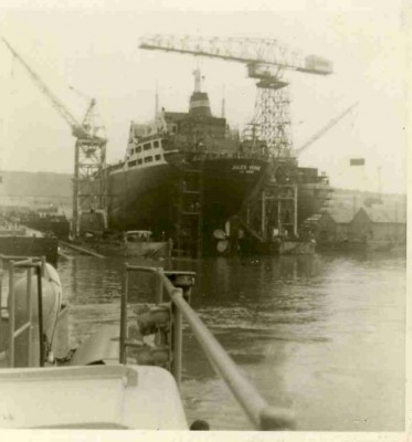 BARGE AU TRAIT 2890 [800x600].jpg