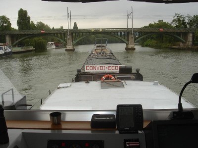 3 barges.JPG (65.08 Kio) Vu 9901 fois 3 barges.JPG