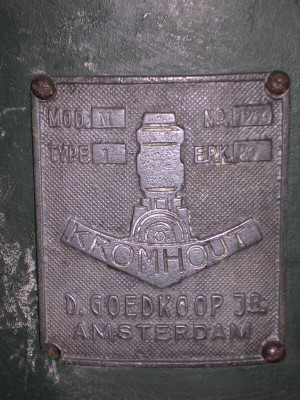 Plaque Kromhout.JPG (108.28 Kio) Vu 26391 fois Plaque Kromhout.JPG