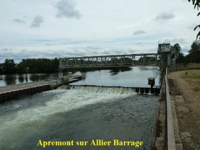 9 Apremont sur Allier Barrage2.JPG