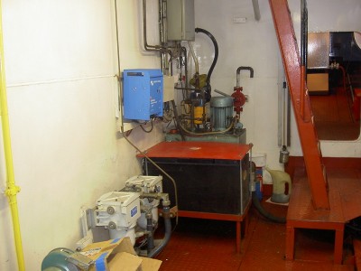 moteurs 006.JPG