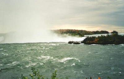 Niagara 3.JPG (57.89 Kio) Vu 1493 fois Niagara 3.JPG