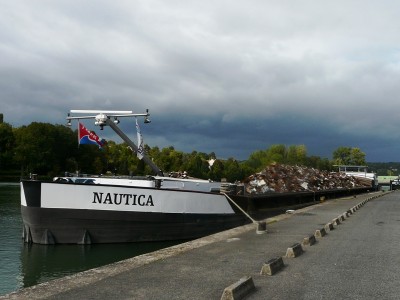 nautica-av-champagne.JPG