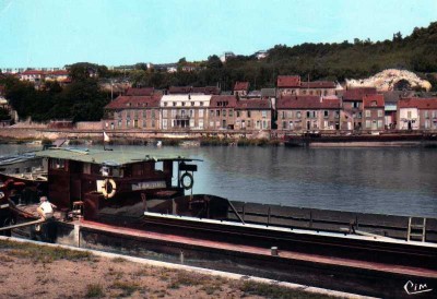 alaric quai de montereau.jpg (57.65 Kio) Vu 3359 fois alaric quai de montereau.jpg