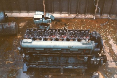 superior 245cv reversible 730t reduction1-2 sortie du bateau 88-90 à longueil.jpg (491.36 Kio) Vu 7590 fois superior 245cv reversible 730t reduction1-2 sortie du bateau 88-90 à longueil.jpg