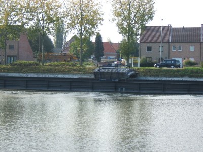 2006_1104x20072.JPG