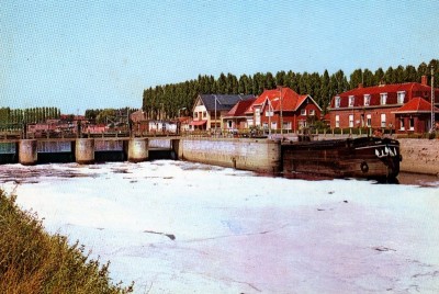 eliane.jpg (125.81 Kio) Vu 4618 fois eliane.jpg