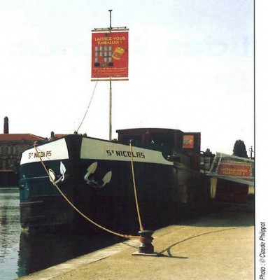 péniche des sciences.jpg