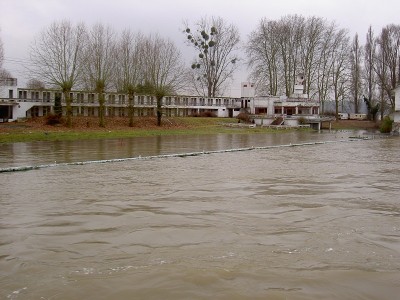 PICT2050.JPG (209.38 Kio) Vu 10190 fois PICT2050.JPG