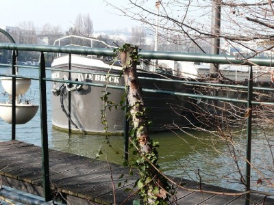 le brick-av.JPG (161.64 Kio) Vu 6211 fois le brick-av.JPG