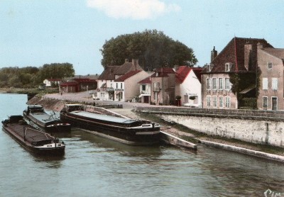 st jean-vixit+x+surprise.jpg
