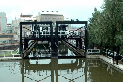 Anderton%20Boat%20Lift2.jpg