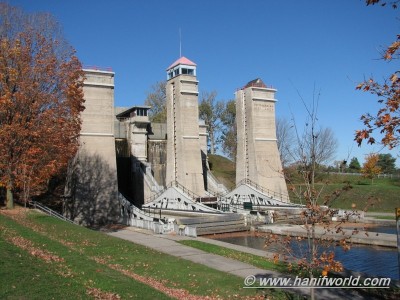 canada-Peterborough%20Lift%20Lock2.jpg