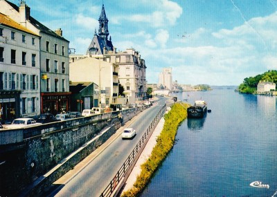 corbeil 1.jpg
